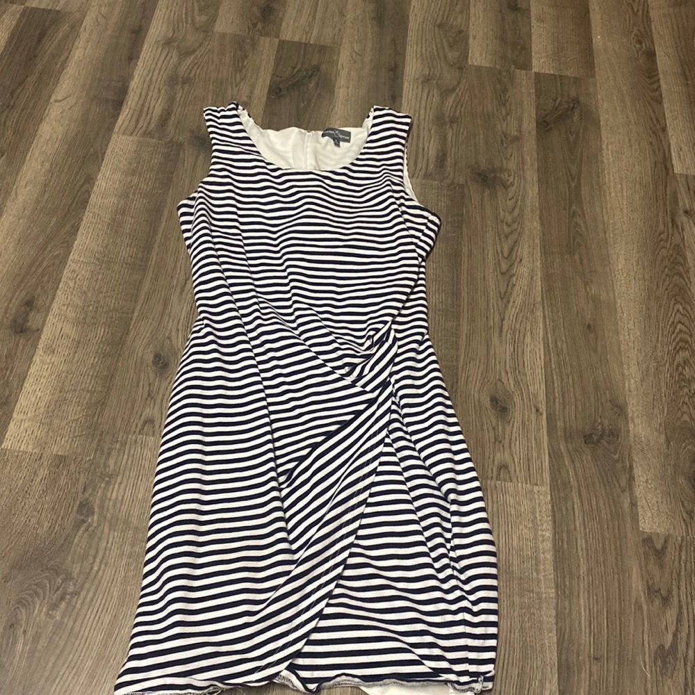 Market and Spruce white and black stripped dress
